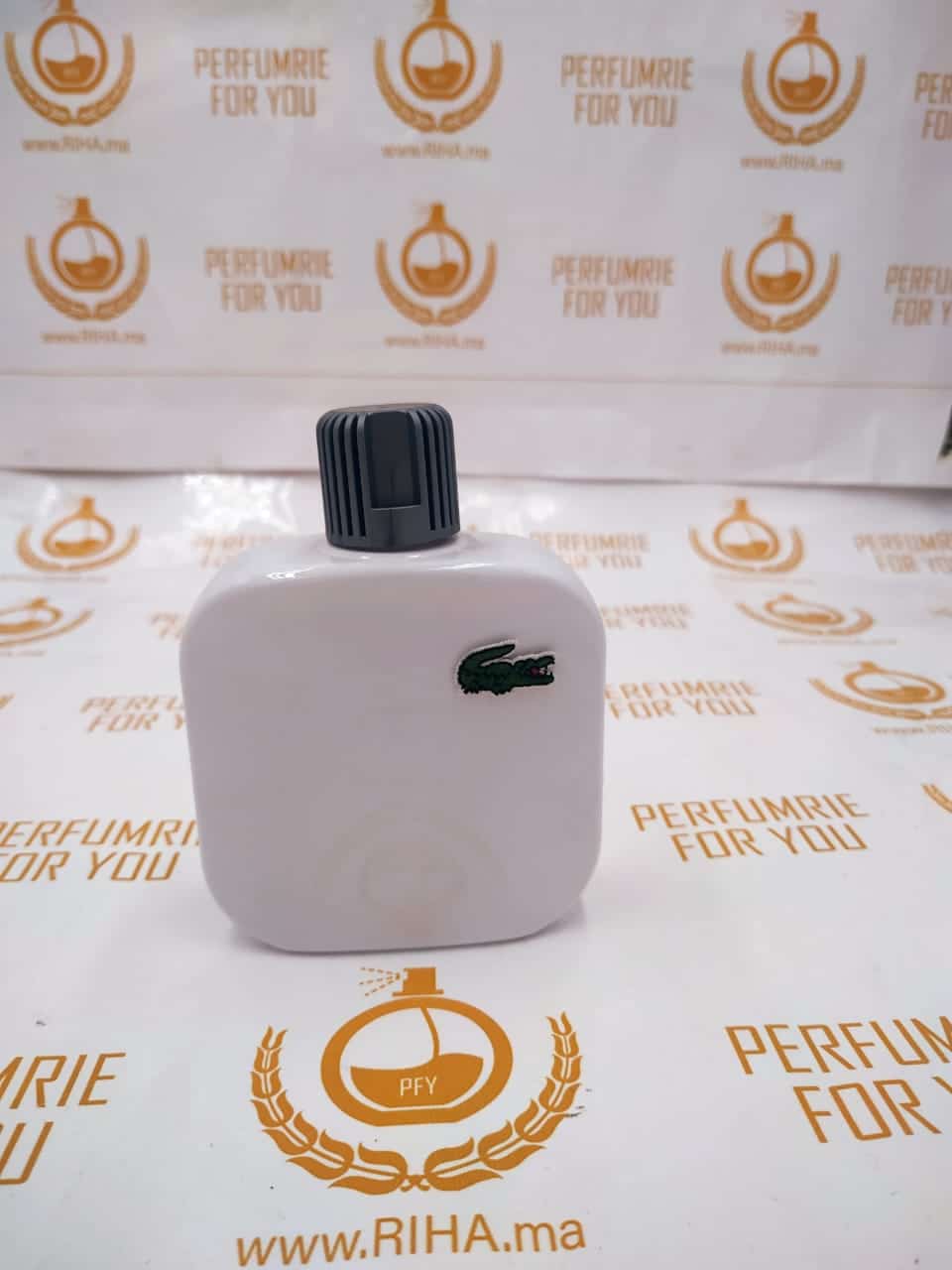 lacoste blanc parfum