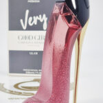 Very Good Girl Glam Carolina Herrera