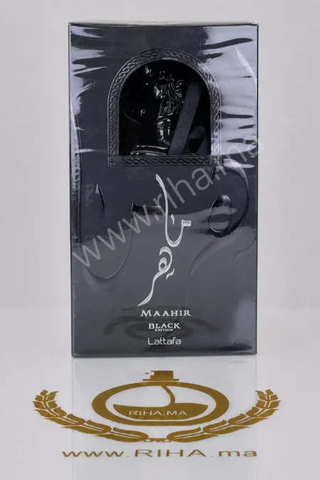 Flacon de maahir black edition lattafa sur fond sombre élégant