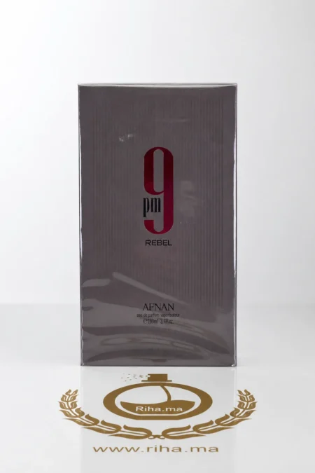 Flacon de 9PM Rebel Afnan Eau de Parfum 100ml sur fond noir