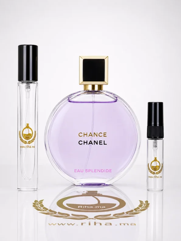 Flacon décantage chance eau splendide Chanel fond rose pétale