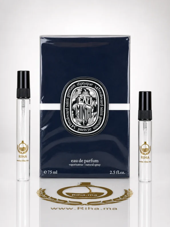 Flacon décantage de eau de minthe diptyque sur fond blanc