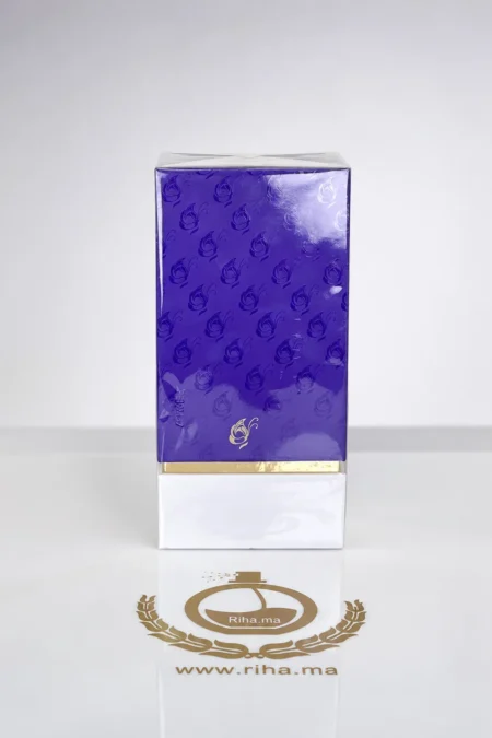 Flacon de Sospiro Perfumes Vibrato parfum niche posé sur fond sombre — vue 2