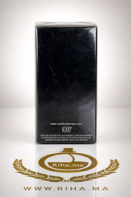Flacon de parfum 212 Vip Black Elixir noir élégant — vue 2