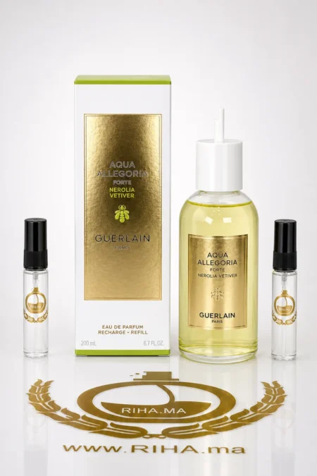 aqua allegoria forte decantage guerlain — Flacon de décantage Aqua Allegoria Forte Nerolia Vetiver Guerlain sur fond bleu
