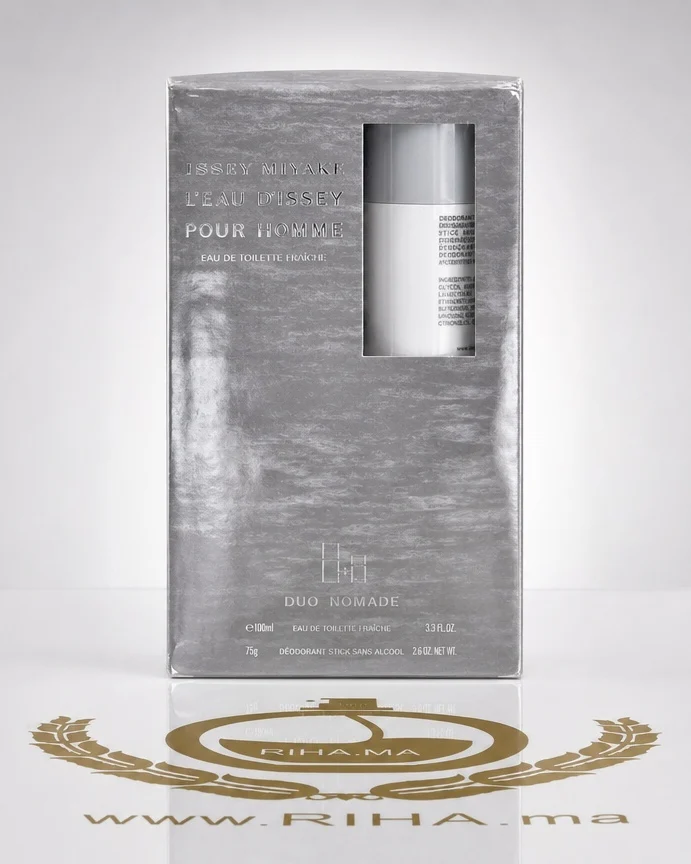 Coffret Issey Miyake L'Eau D'Issey eau de toilette fraiche — photo 2 Coffret issey miyake avec flacon d'eau de toilette fraîche sur fond bleu — vue 2