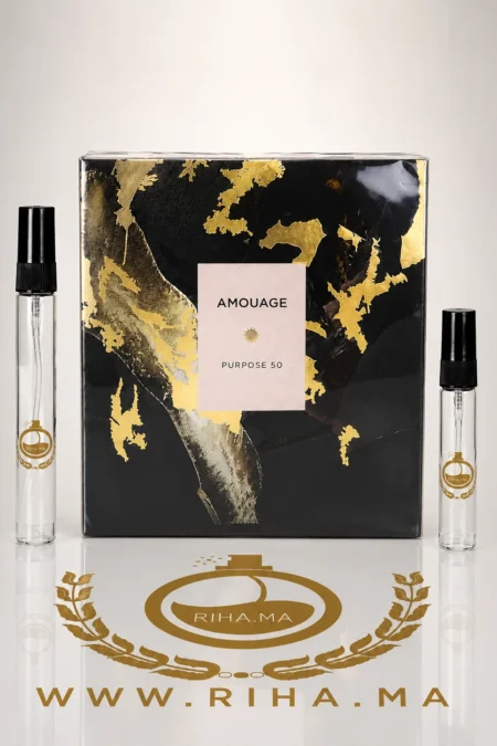 Flacon de decantage amouage purpose posé sur fond sombre