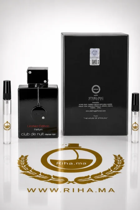 decantage club de nuit intense man limited edition — Flacon de décantage club de nuit intense man limited edition posé sur fond sombre — vue 2