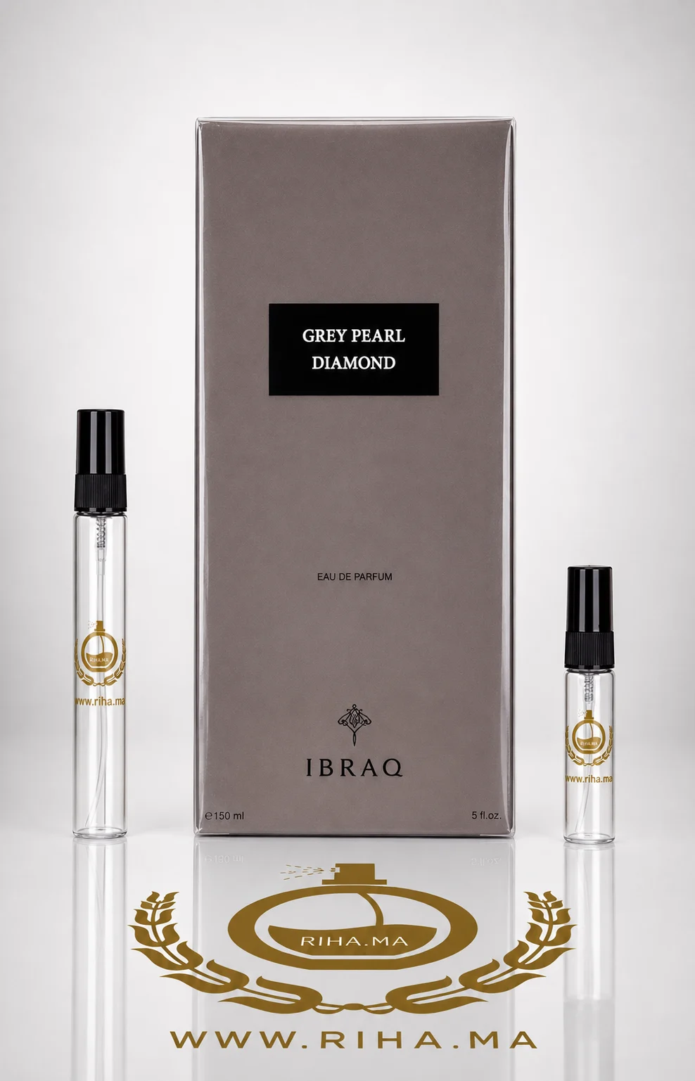 Decantage Grey Pearl Diamond Ibrahim Al Qurashi Authentic decantage grey pearl diamond ibrahim al qurashi — Flacon de décantage grey pearl diamond ibrahim al qurashi posé sur fond doré
