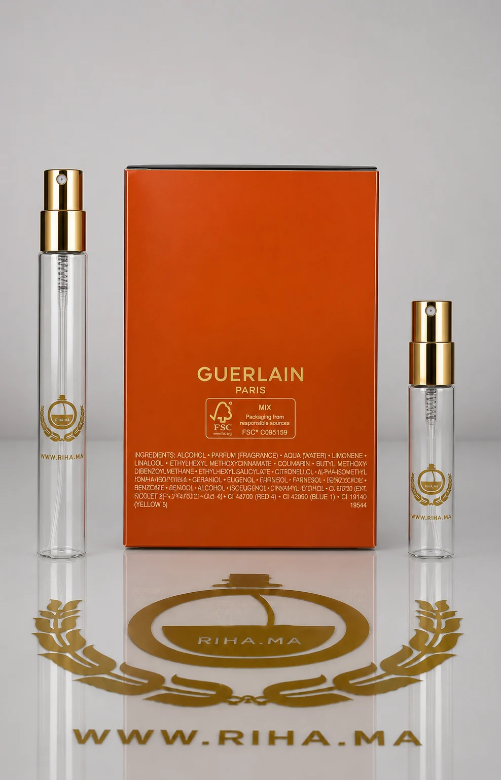 Decantage Heritage Eau de Parfum Guerlain Pour Homme Authentic — photo 2 decantage heritage — Flacon de décantage Heritage de Guerlain posé sur fond élégant — vue 2
