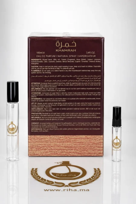 Decantage Khamrah — Flacon de décantage Khamrah Dukhan Lattafa Perfumes sur fond sombre — vue 2