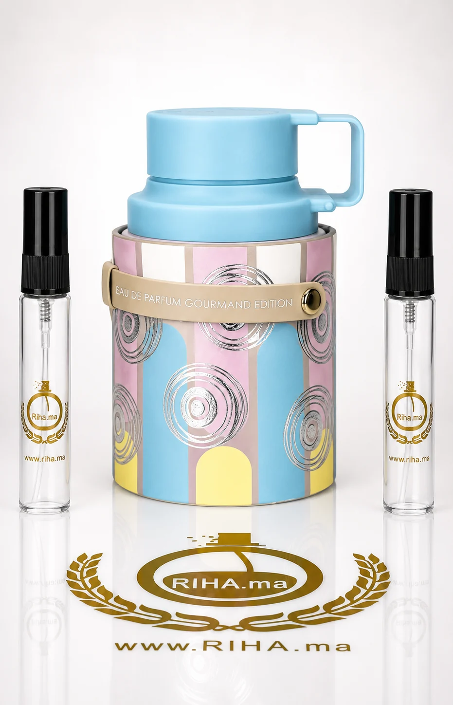 Decantage Odyssey Marshmallow Armaf Eau de Parfum Authentic decantage odyssey marshmallow armaf — Flacon de décantage Odyssey Marshmallow Armaf posé sur fond rose