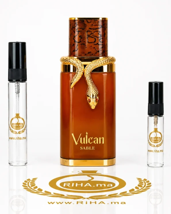 decantage vulcan sable french avenue — Flacon de décantage vulcan sable french avenue posé sur fond sombre