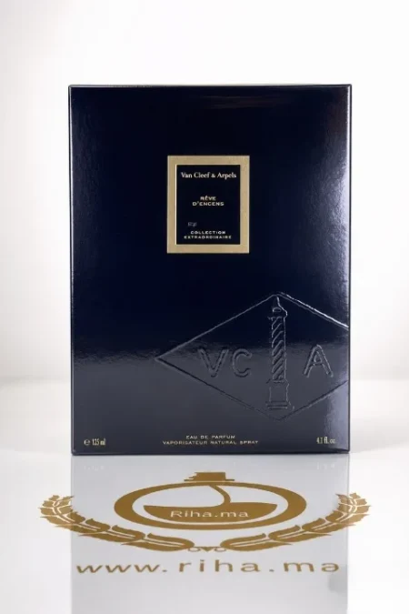 reve dencens — Flacon de parfum Rêve d'Encens Van Cleef & Arpels sur fond sombre