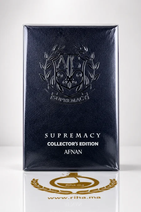 Flacon de parfum supremacy collectors edition sur fond sombre