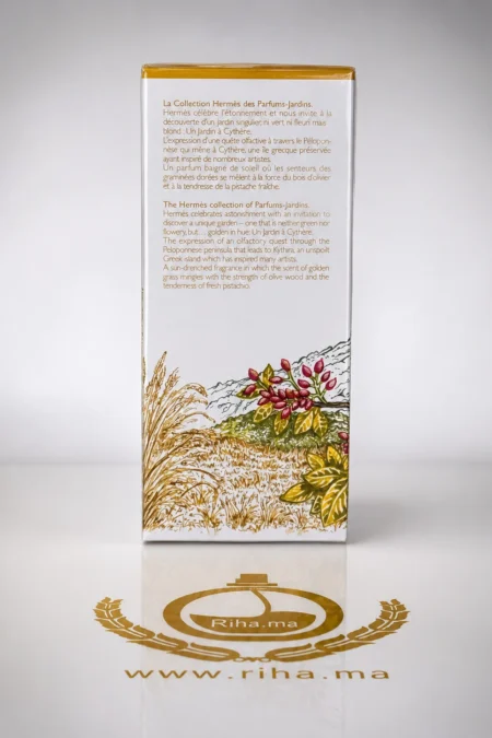 Flacon de parfum un jardin a cythere hermes sur fond vert — vue 2