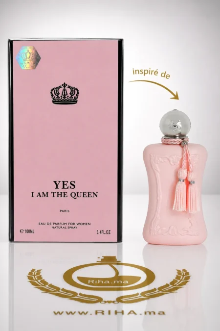 Flacon de parfum Yes I Am The Queen sur fond doré élégant
