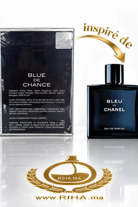 Flacon de blue de chance eau de parfum pour homme sur fond bleu — vue 2