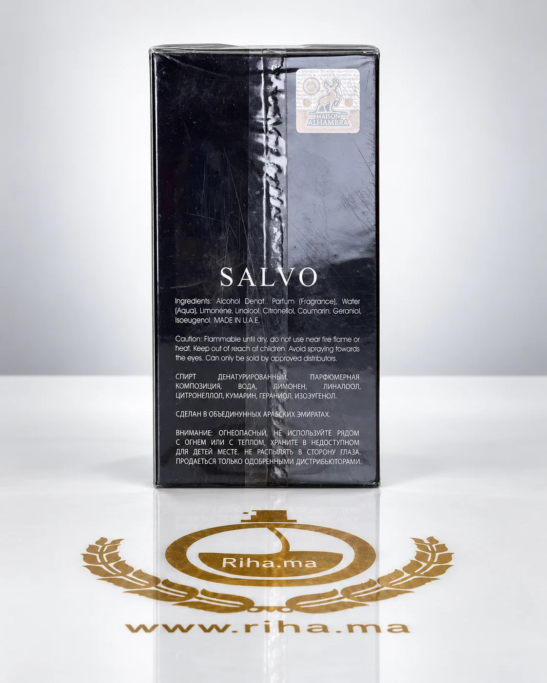 Salvo Maison Alhambra - inspiré de Sauvage — photo 3 Flacon de parfum Salvo Maison Alhambra pour homme sur fond sombre — vue 3